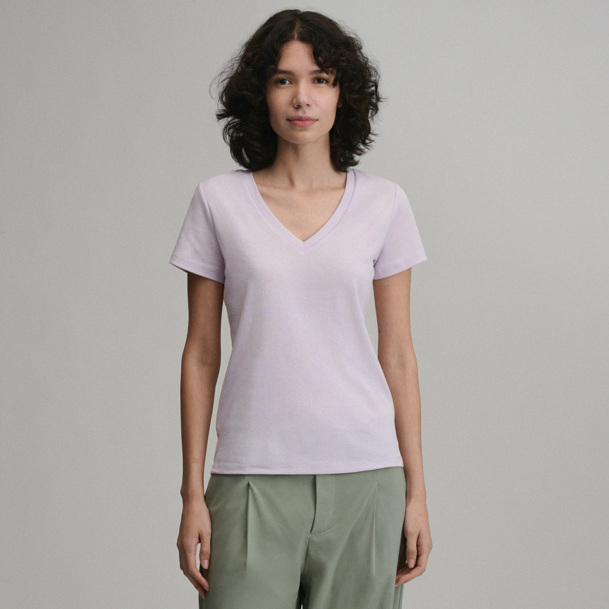 Women's Everyday SS V-Neck Tee | Eddie Bauer