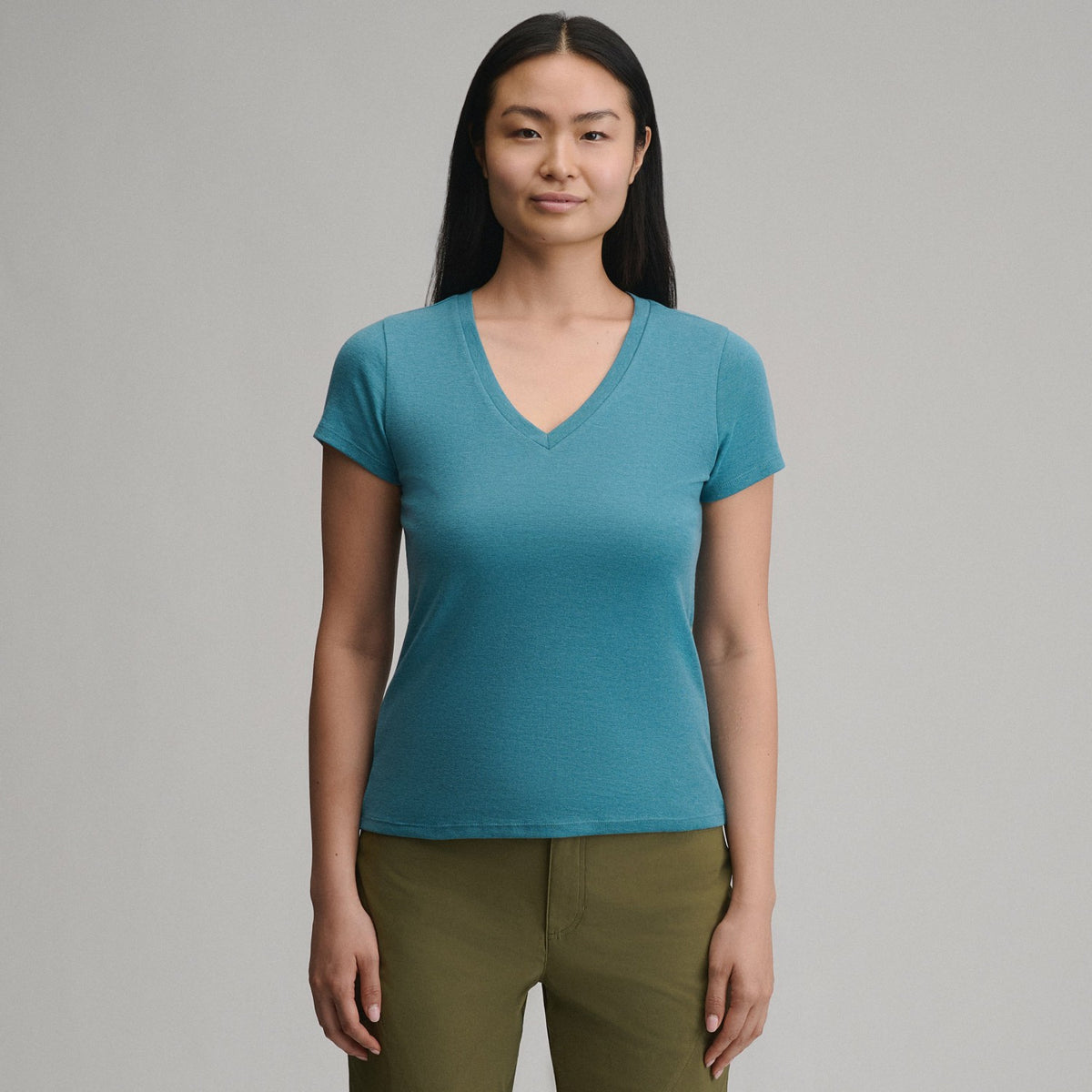 Women's Everyday SS V-Neck Tee | Eddie Bauer