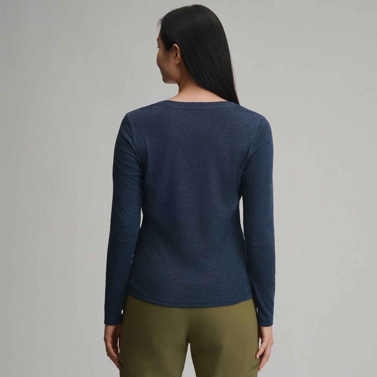 Women's Everyday LS V-Neck Tee | Eddie Bauer