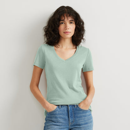 Women's SS Fav Vnk Tee | Eddie Bauer