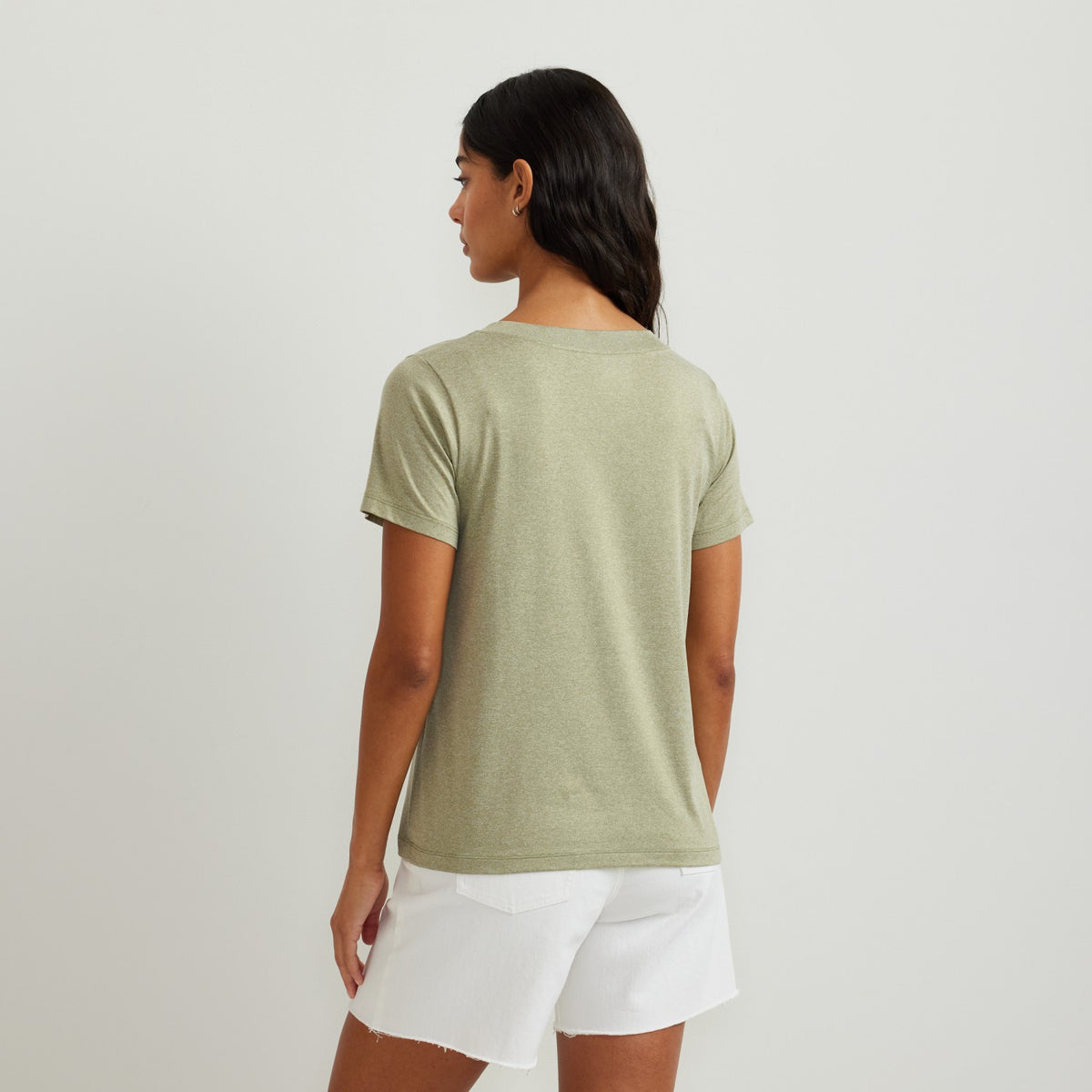 Women's Surreal Travel Vnk Tee | Eddie Bauer