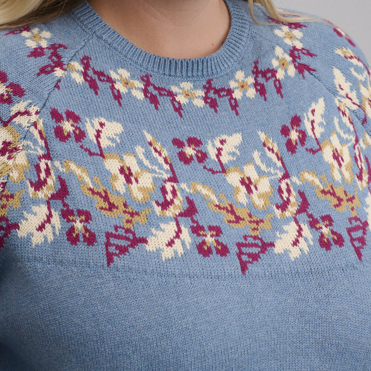 Women's Placed Intarsia Sweater | Eddie Bauer