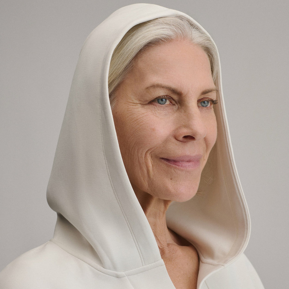 Women's Luxe Soft Hoodie | Eddie Bauer