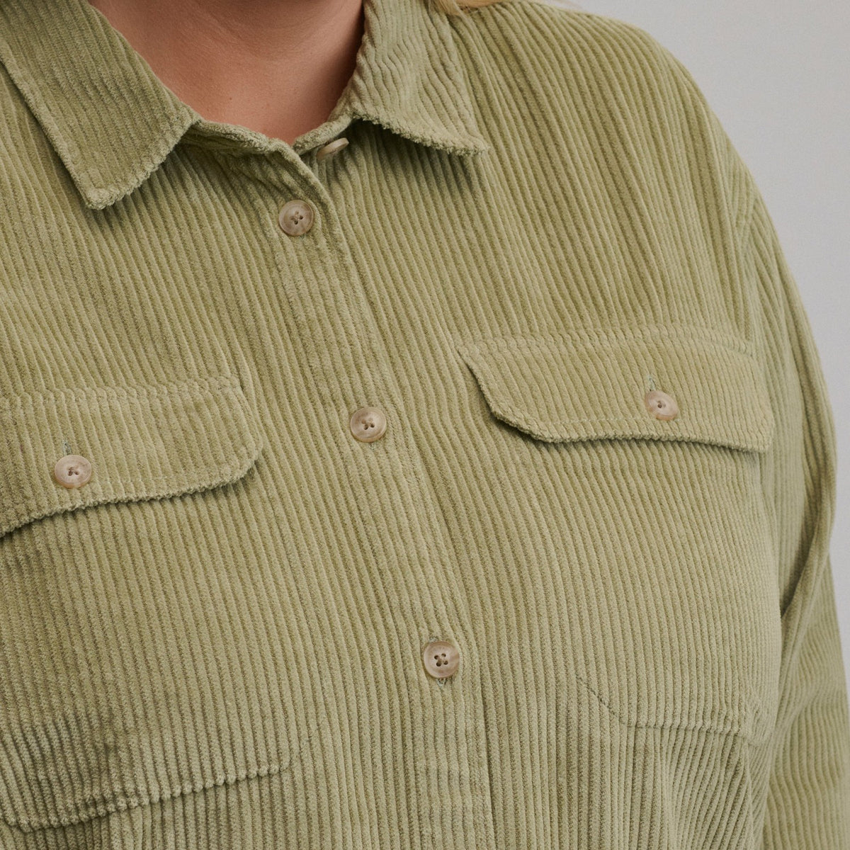Women's Canyons Corduroy Boyfriend Overshirt | Eddie Bauer
