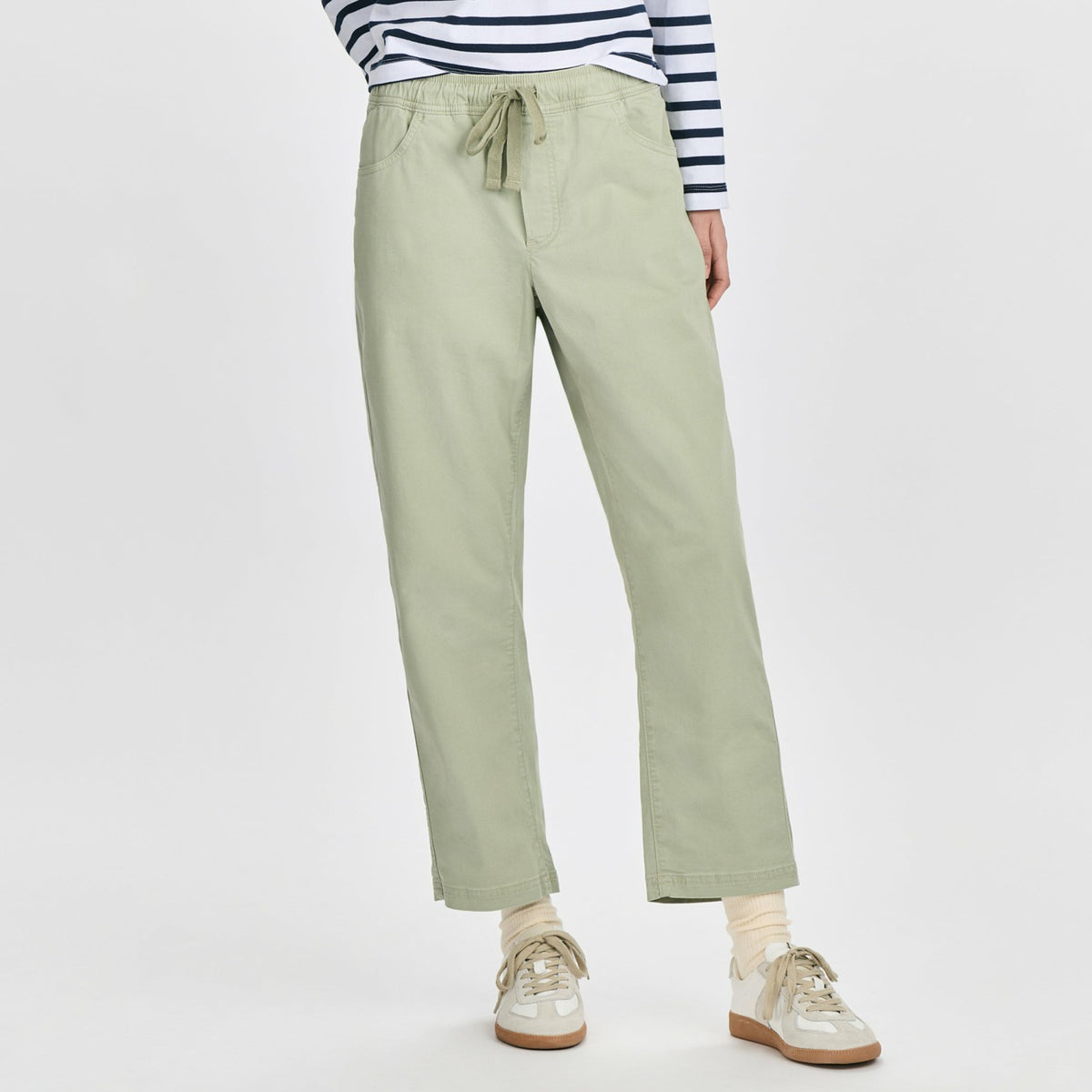 Women's Softened Lw Tie Front Pant | Eddie Bauer