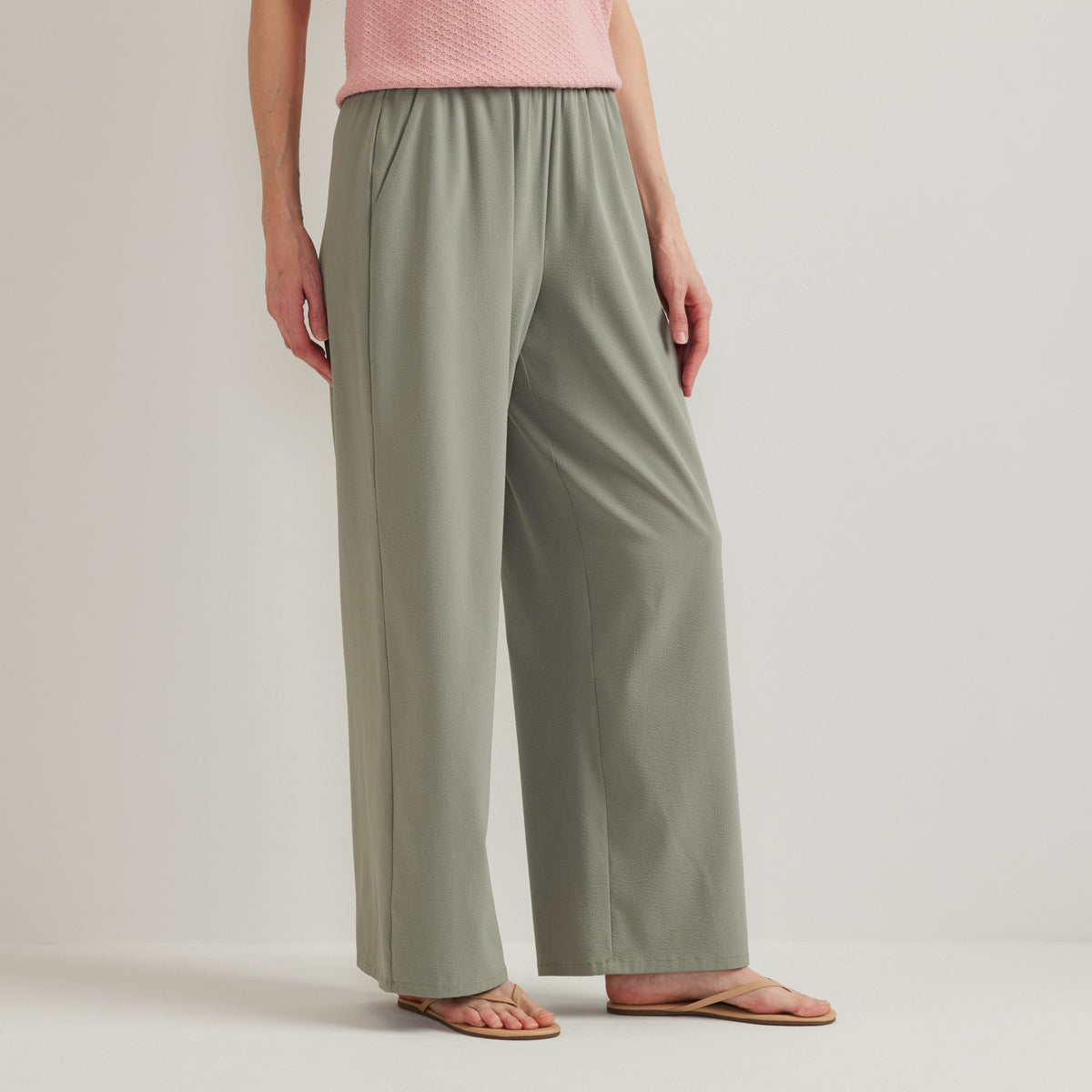 Women's Rio Textured Pant | Eddie Bauer
