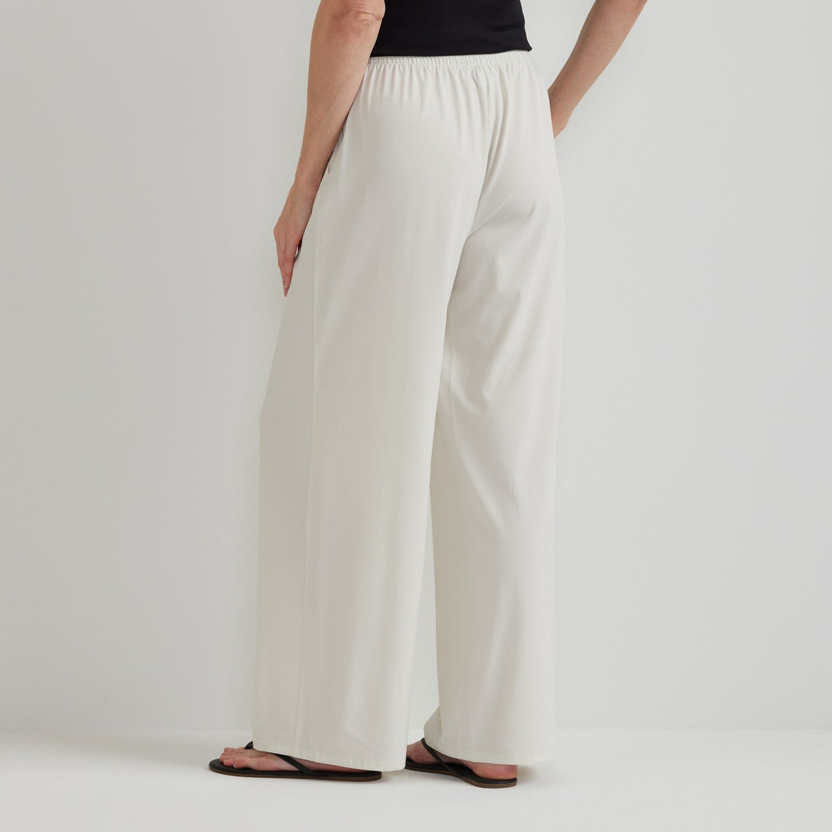Women's Rio Textured Pant | Eddie Bauer