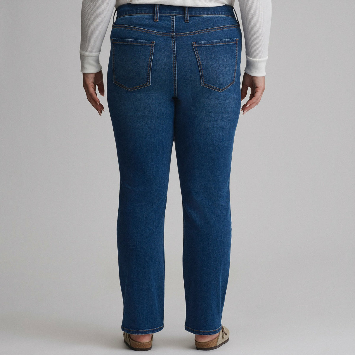Women's Venture Stretch Straight Jean | Eddie Bauer