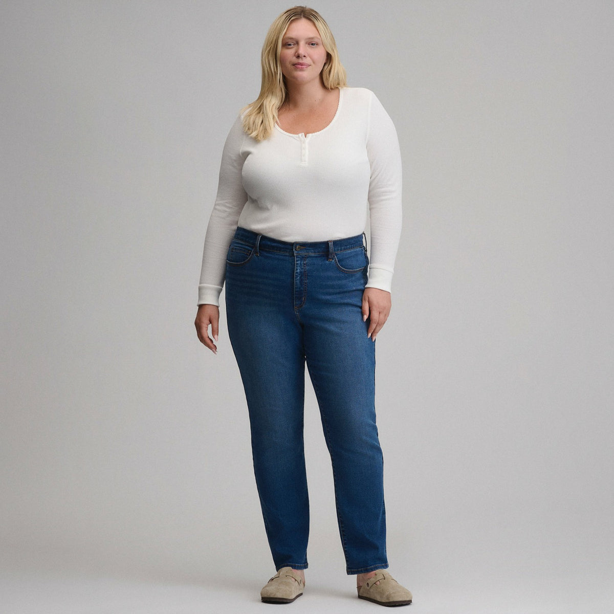 Women's Venture Stretch Straight Jean | Eddie Bauer