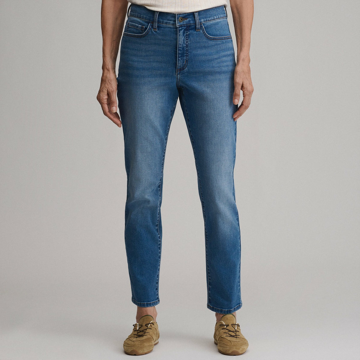 Women's Venture Stretch Straight Jean | Eddie Bauer