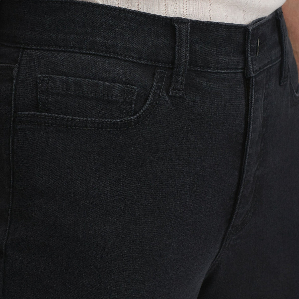 Women's Venture Stretch Straight Jean | Eddie Bauer