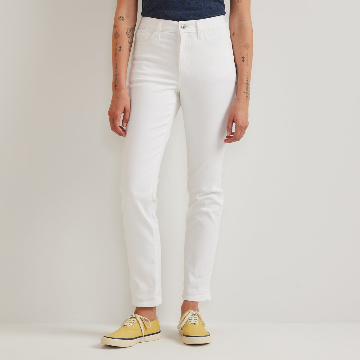 White,0,Regular