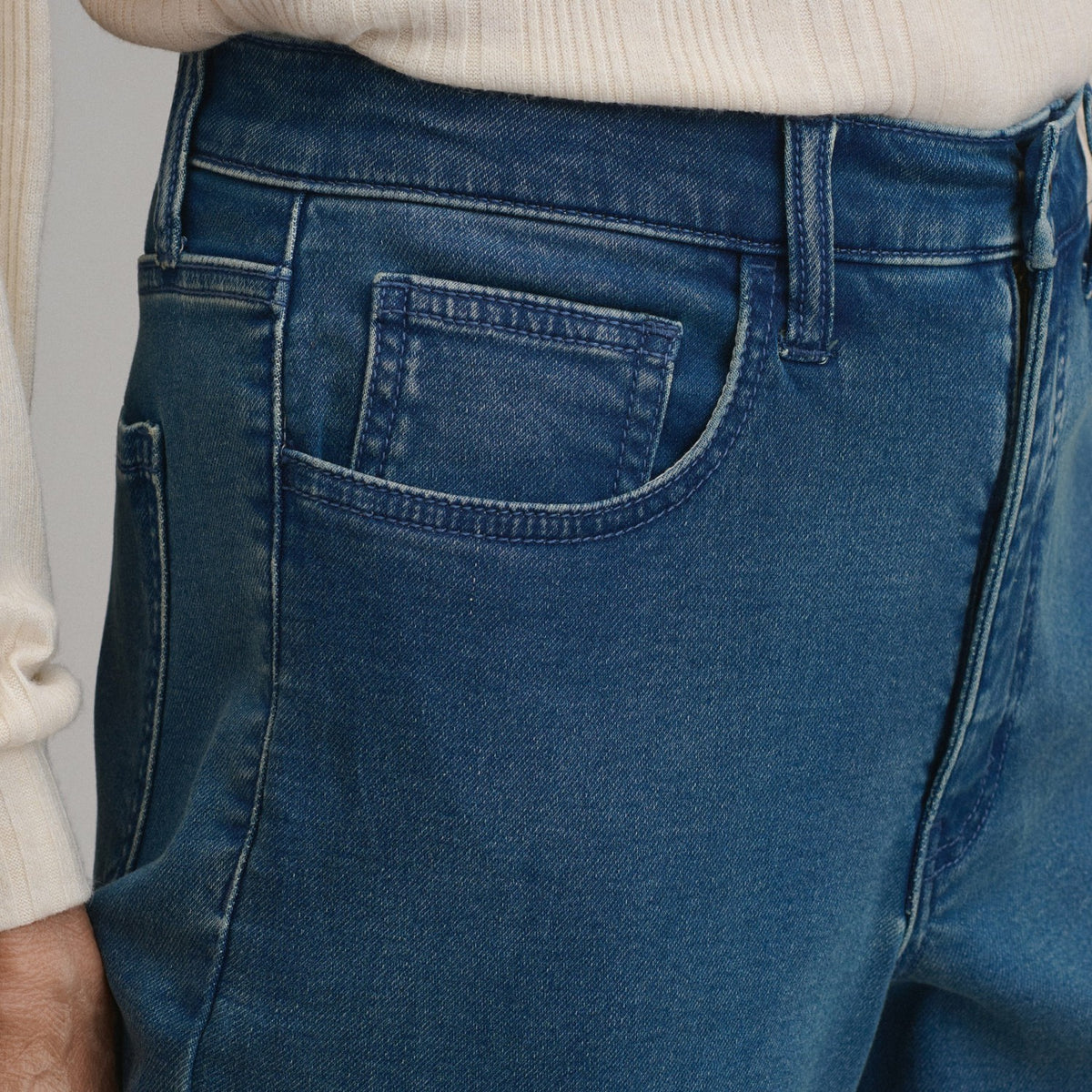 Women's High Waisted Wide-Leg Jean | Eddie Bauer