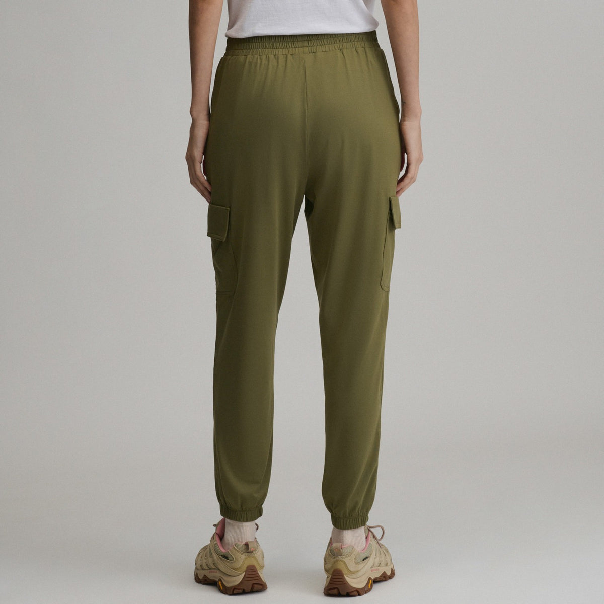 Women's Sightseer Knit Cargo Pant | Eddie Bauer