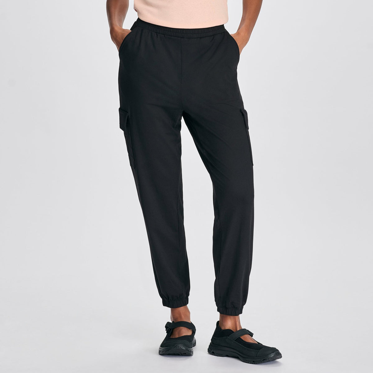 Black,XS,Regular
