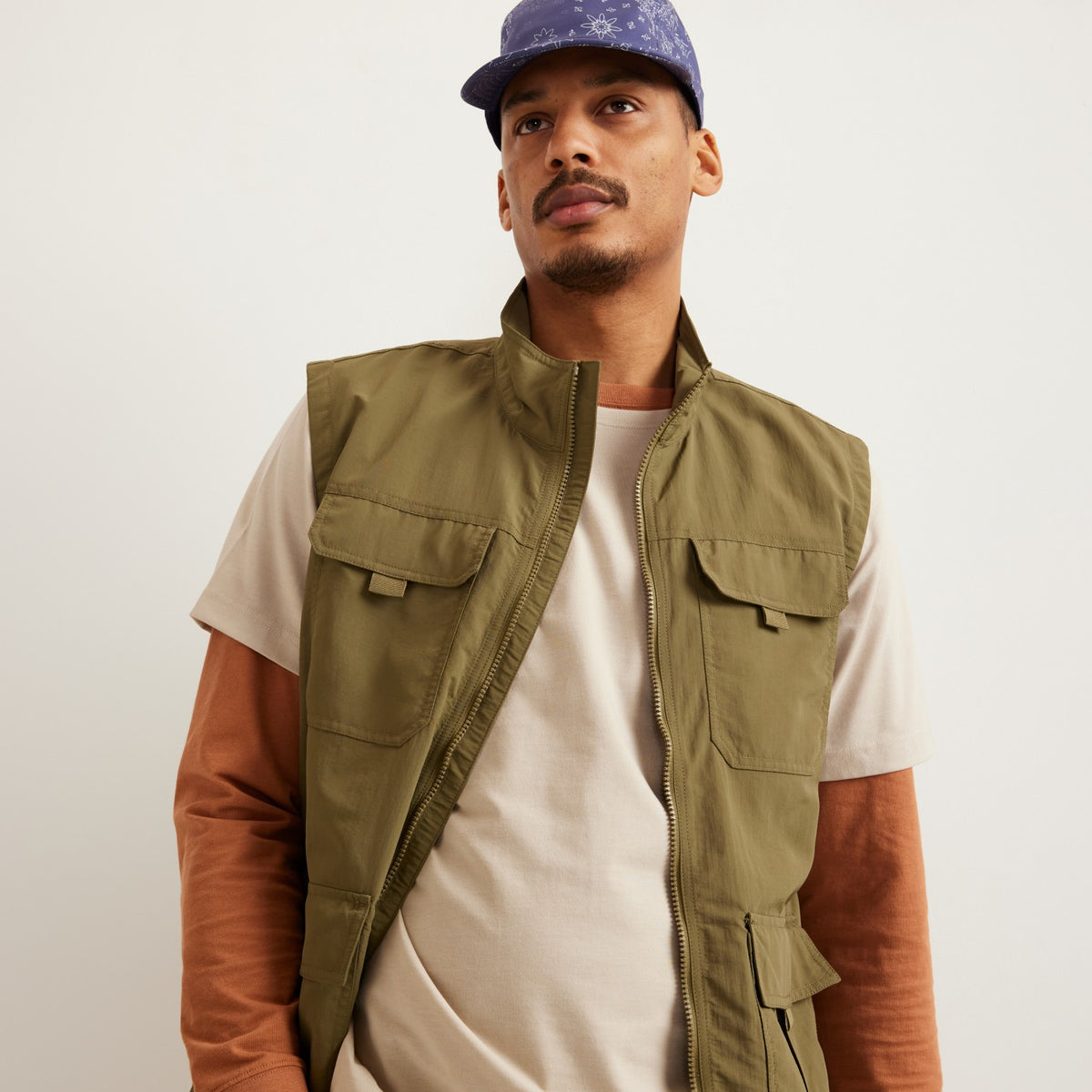 Men's Vest Adventurer Hiking | Eddie Bauer