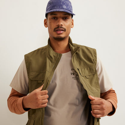 Men's Vest Adventurer Hiking | Eddie Bauer