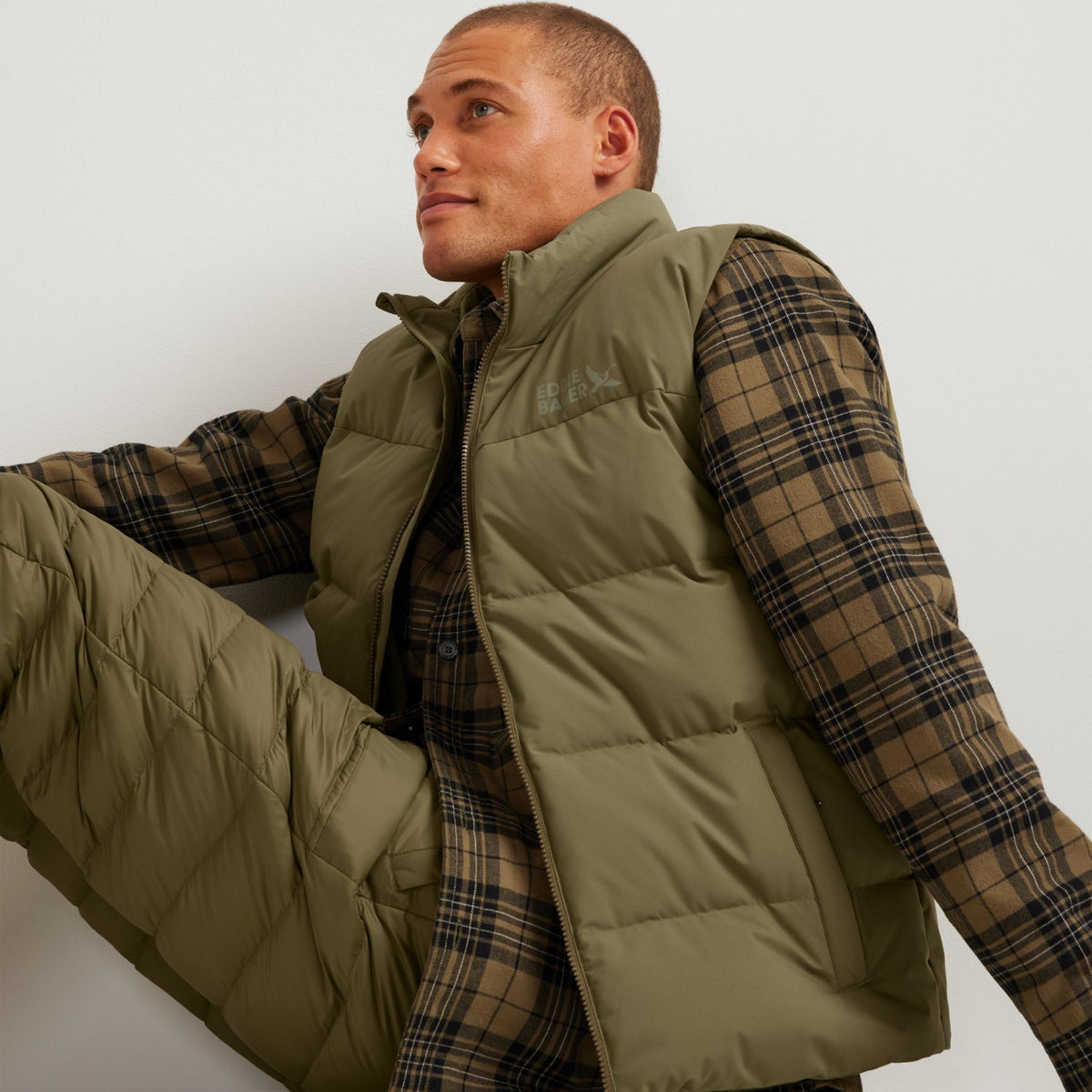 Men's Essential Down Vest | Eddie Bauer