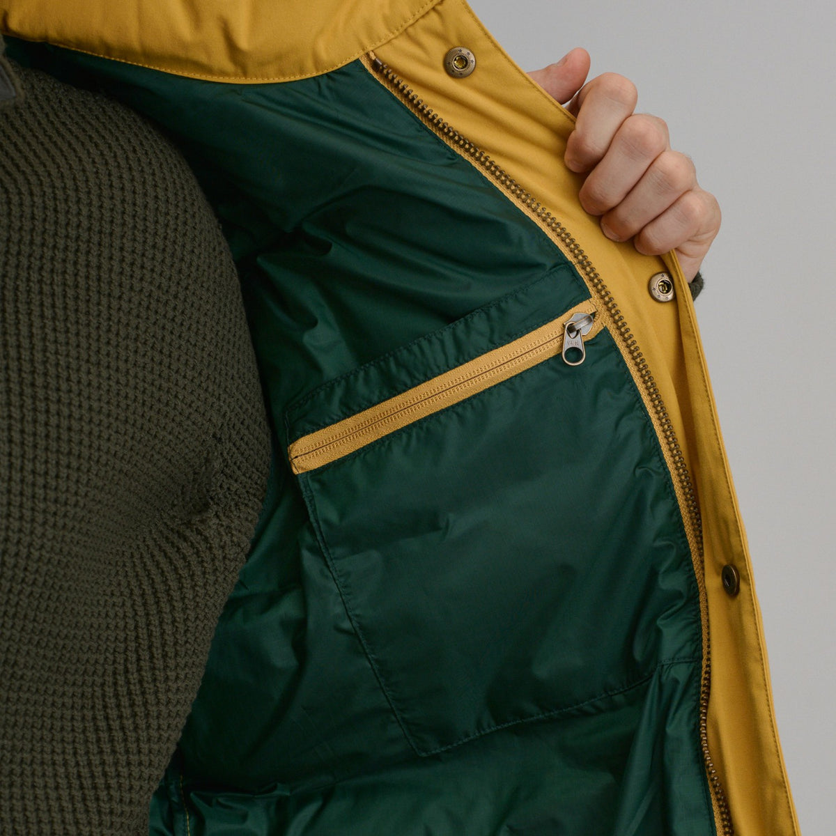 Men's Kara Koram Vest | Eddie Bauer