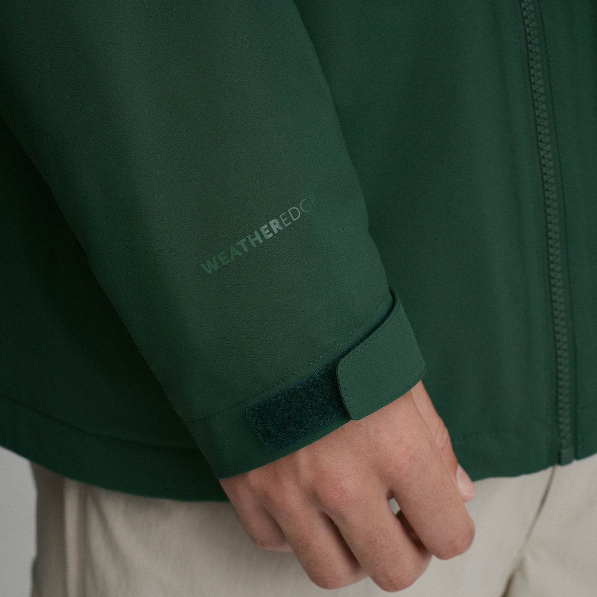 Men's Insulated Cloud Cap Stretch Jacket | Eddie Bauer