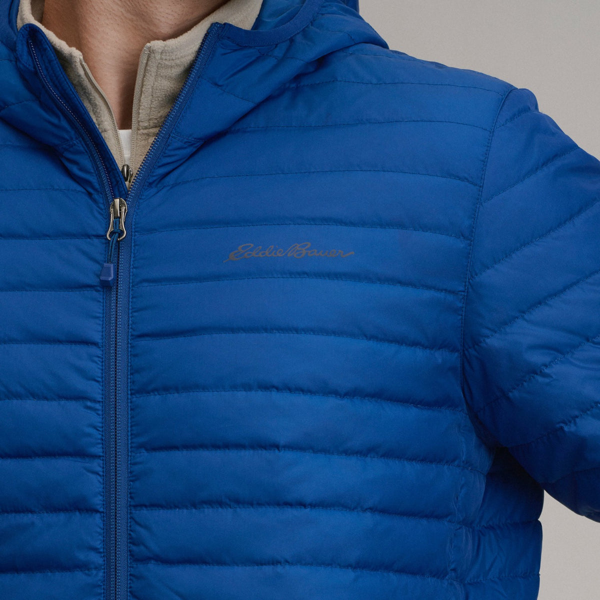 Men's Jacket Microlight Hooded | Eddie Bauer