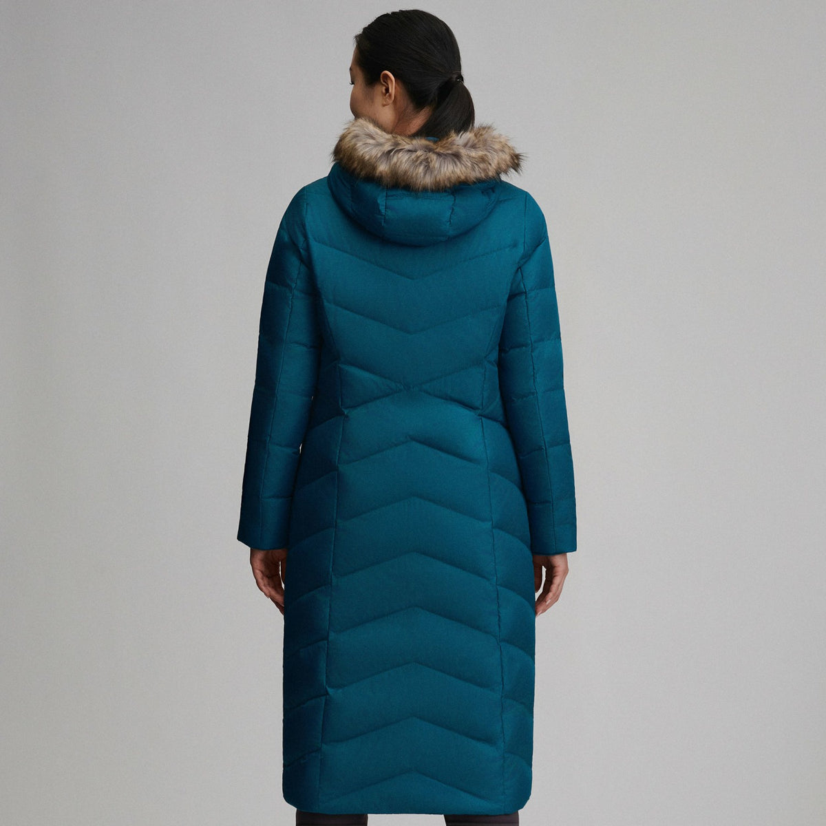 Women's Classic Down Duffle Jacket | Eddie Bauer