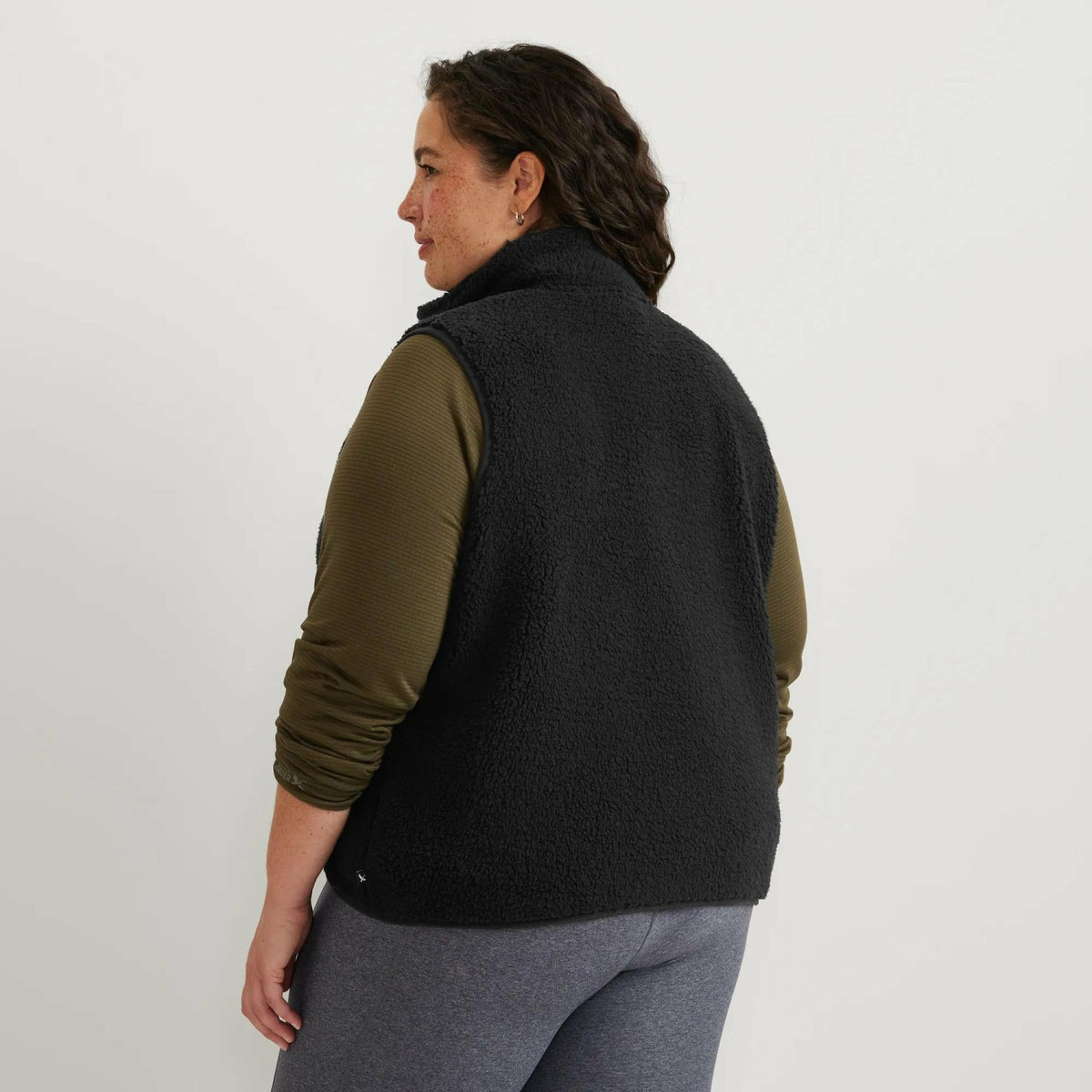 Women's Chill Out Fleece Vest | Eddie Bauer