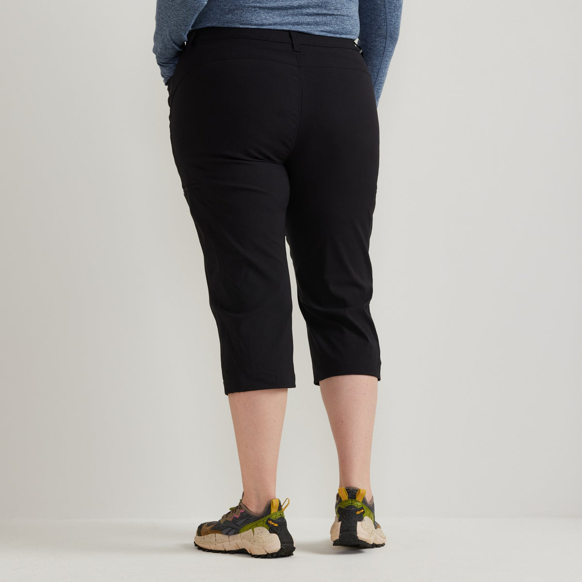 Women's Guide High Rise Capri | Eddie Bauer