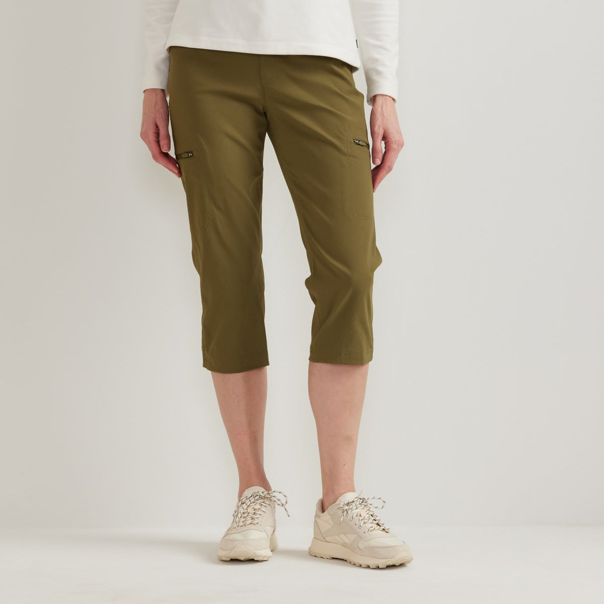 Women's Guide High Rise Capri | Eddie Bauer