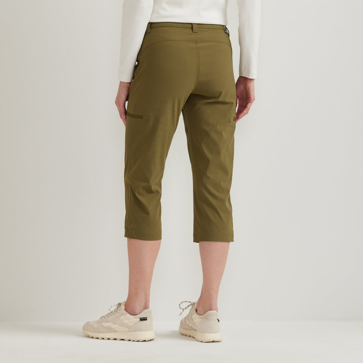 Women's Guide High Rise Capri | Eddie Bauer