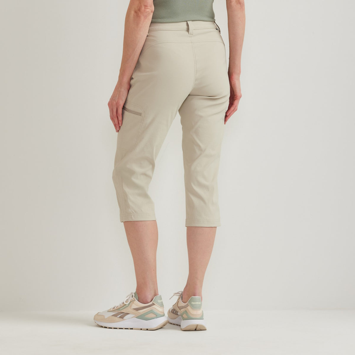 Women's Guide High Rise Capri | Eddie Bauer
