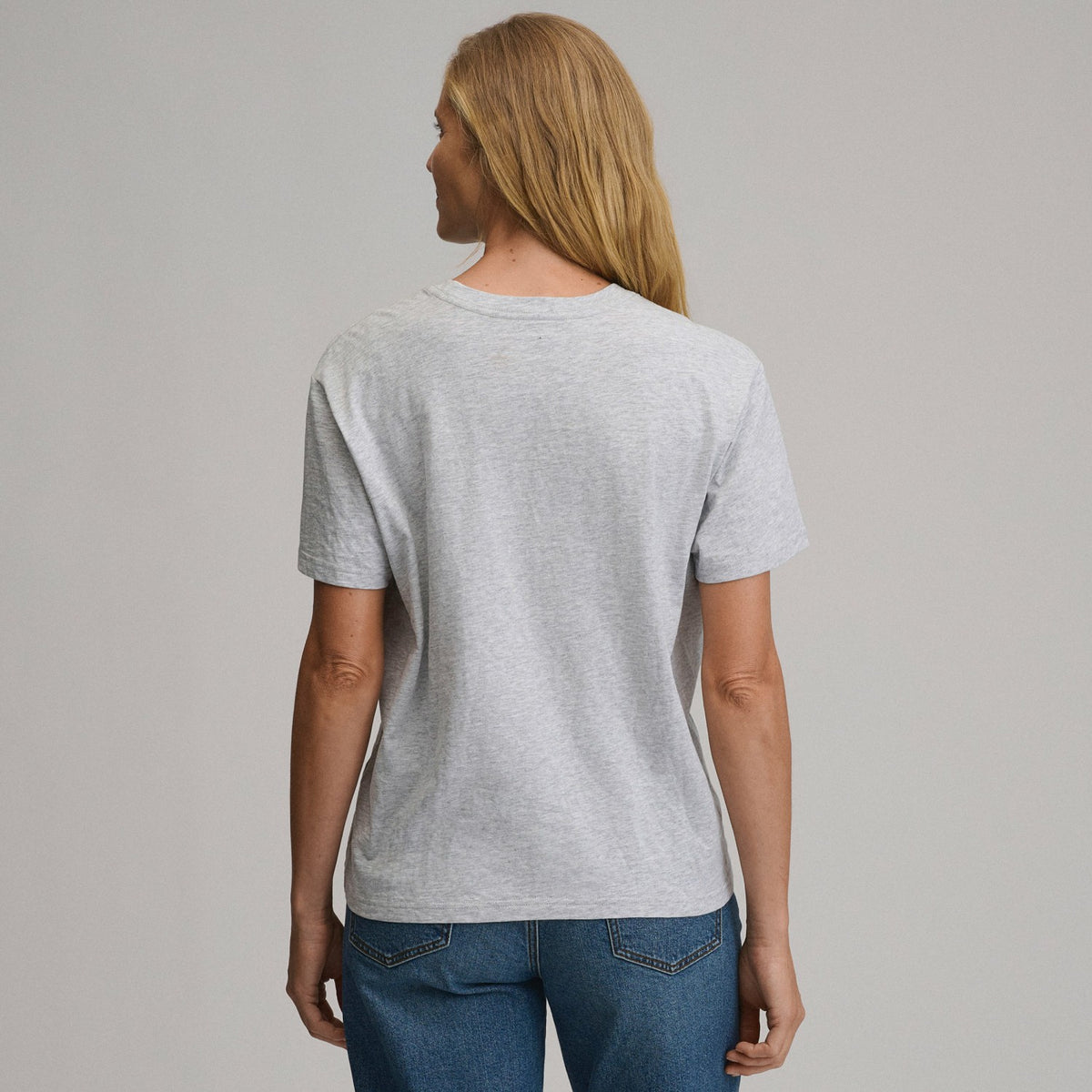 Women's Short-Sleeve Relaxed Boyfriend Graphic T-Shirt - Outdoor Outfi | Eddie Bauer