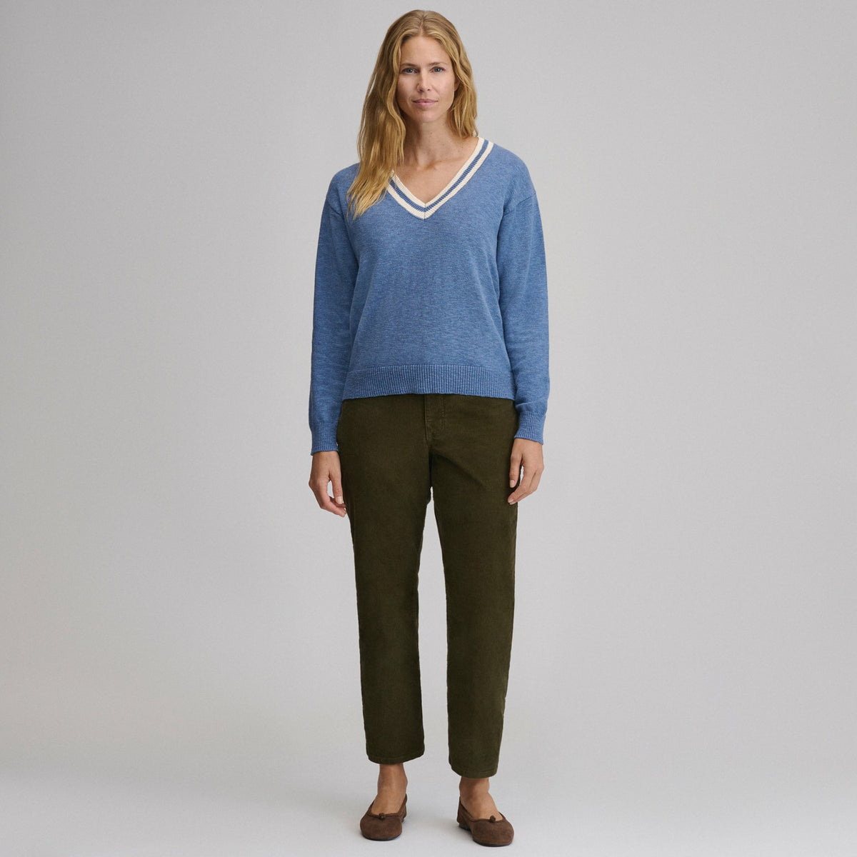 Women's Everyday V-Neck Sweater - Tipped Collar | Eddie Bauer
