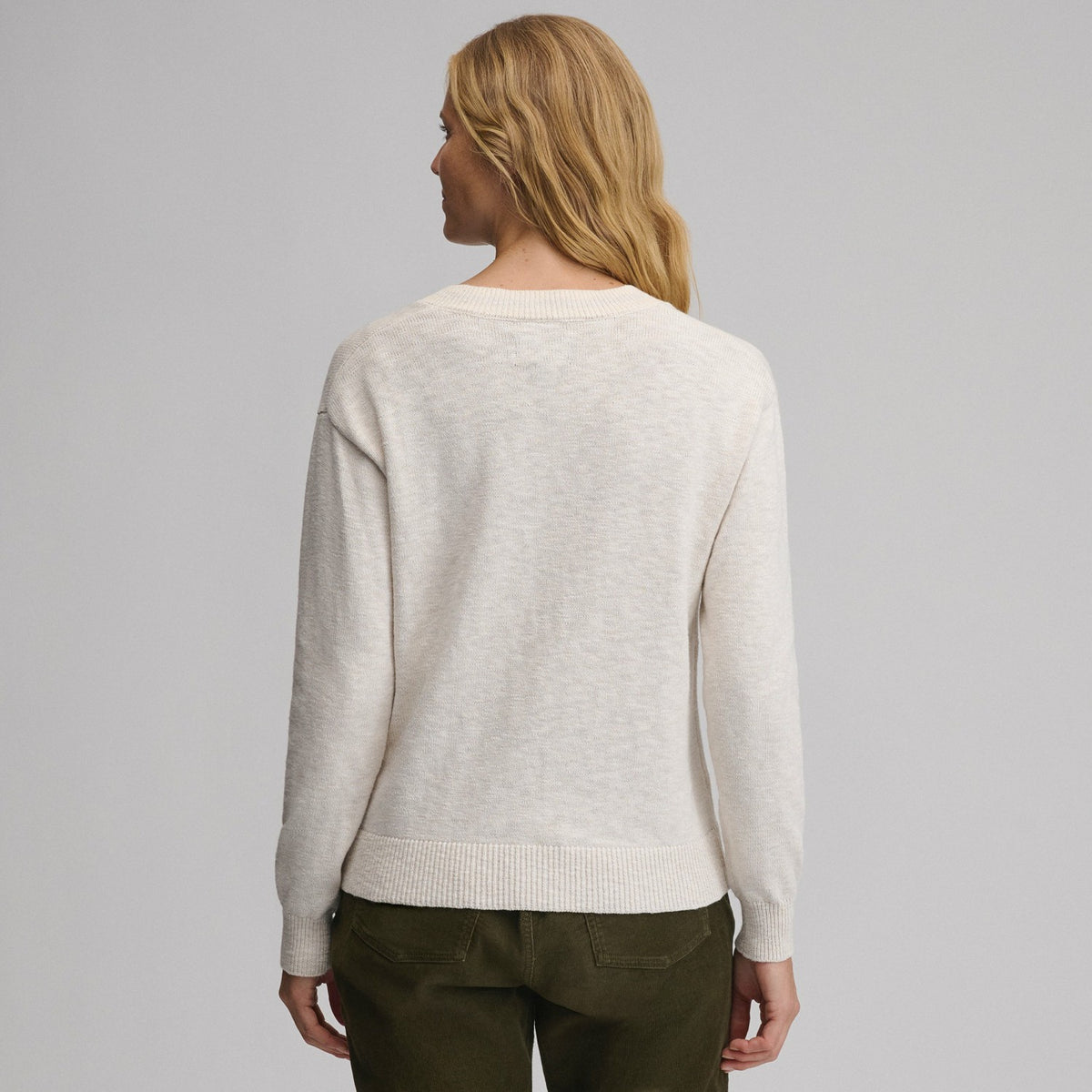 Women's Everyday V-Neck Sweater - Tipped Collar | Eddie Bauer