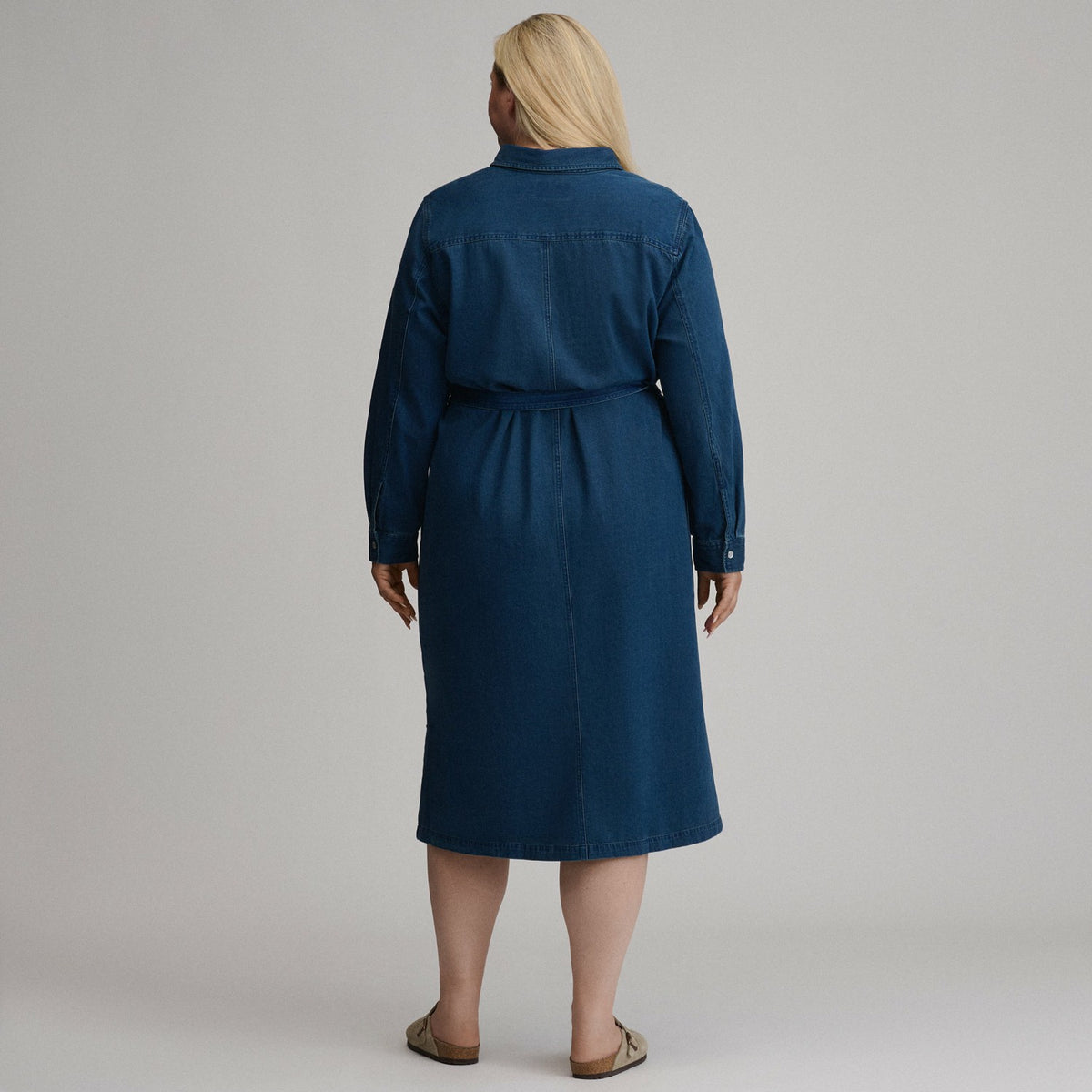 Women's Long-Sleeve Denim Button Front Belted Midi Dress | Eddie Bauer