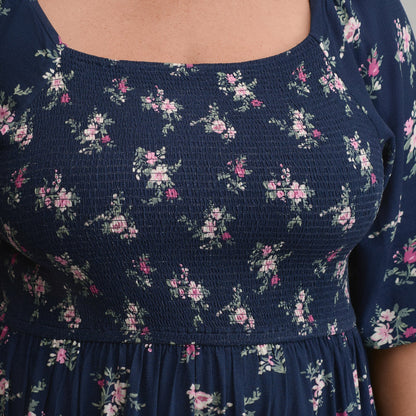 Women's Printed 3/4 Sleeve Smocked Bodice Dress | Eddie Bauer