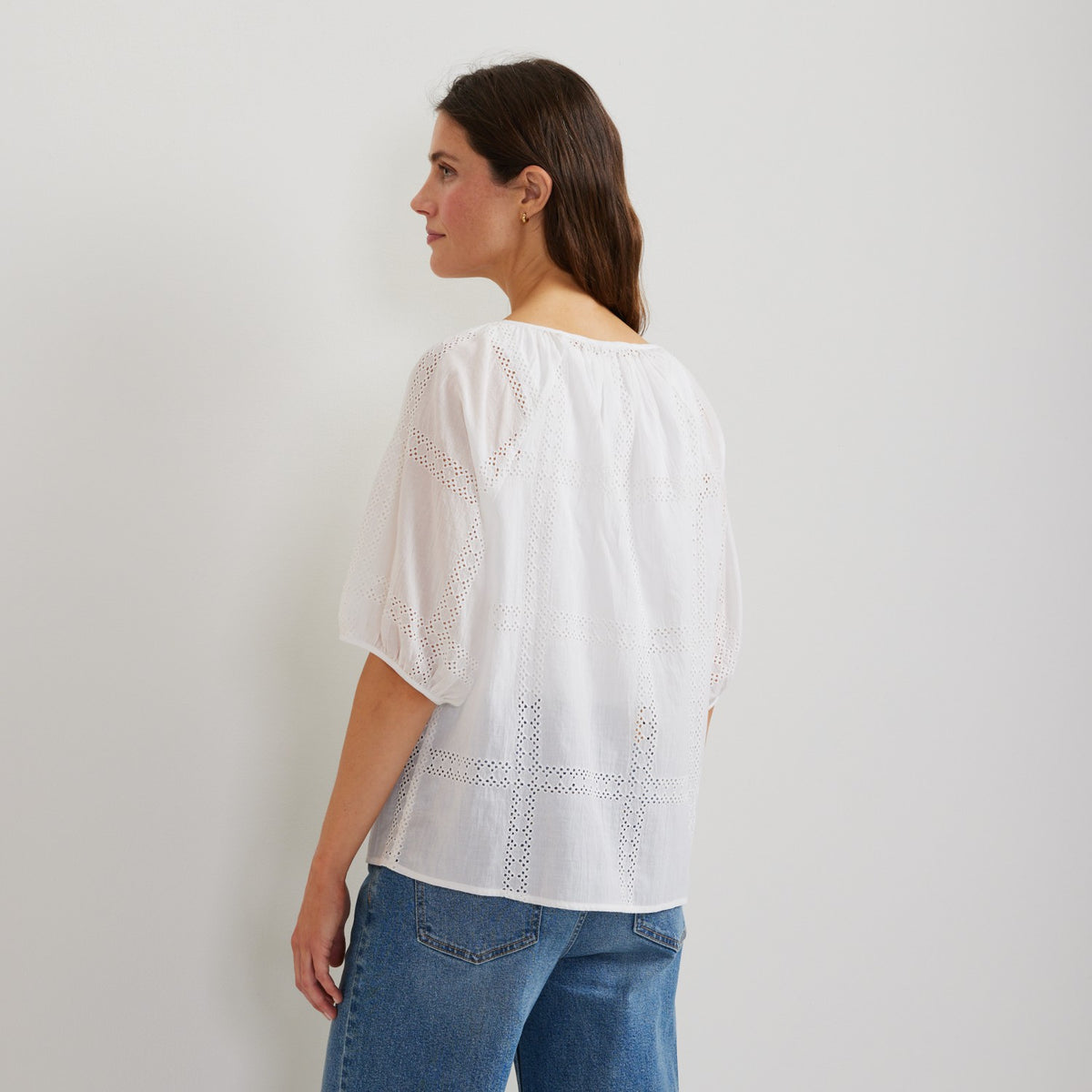 Women's Eyelet SS Shirt | Eddie Bauer