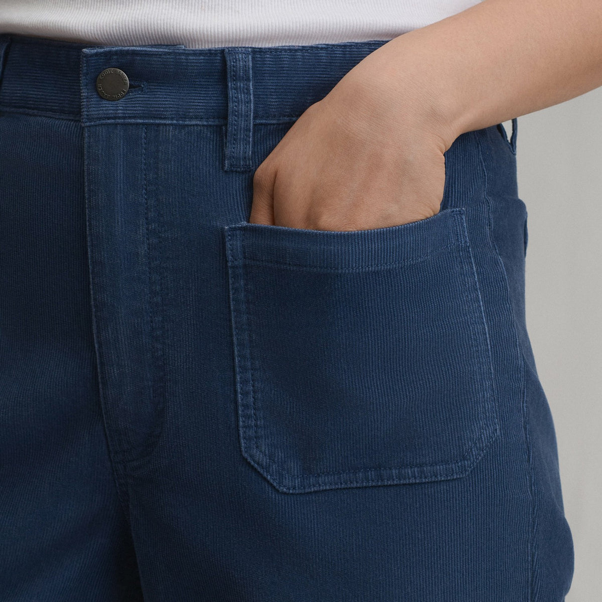 Women's True Icon Stretch Corduroy Pants | Eddie Bauer
