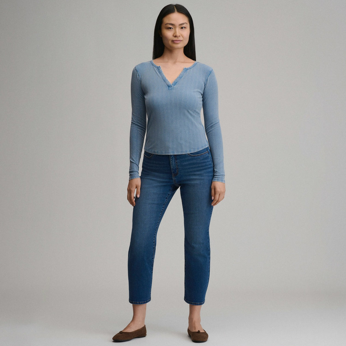 Women's Long-Sleeve Rib Y-Neck Henley | Eddie Bauer