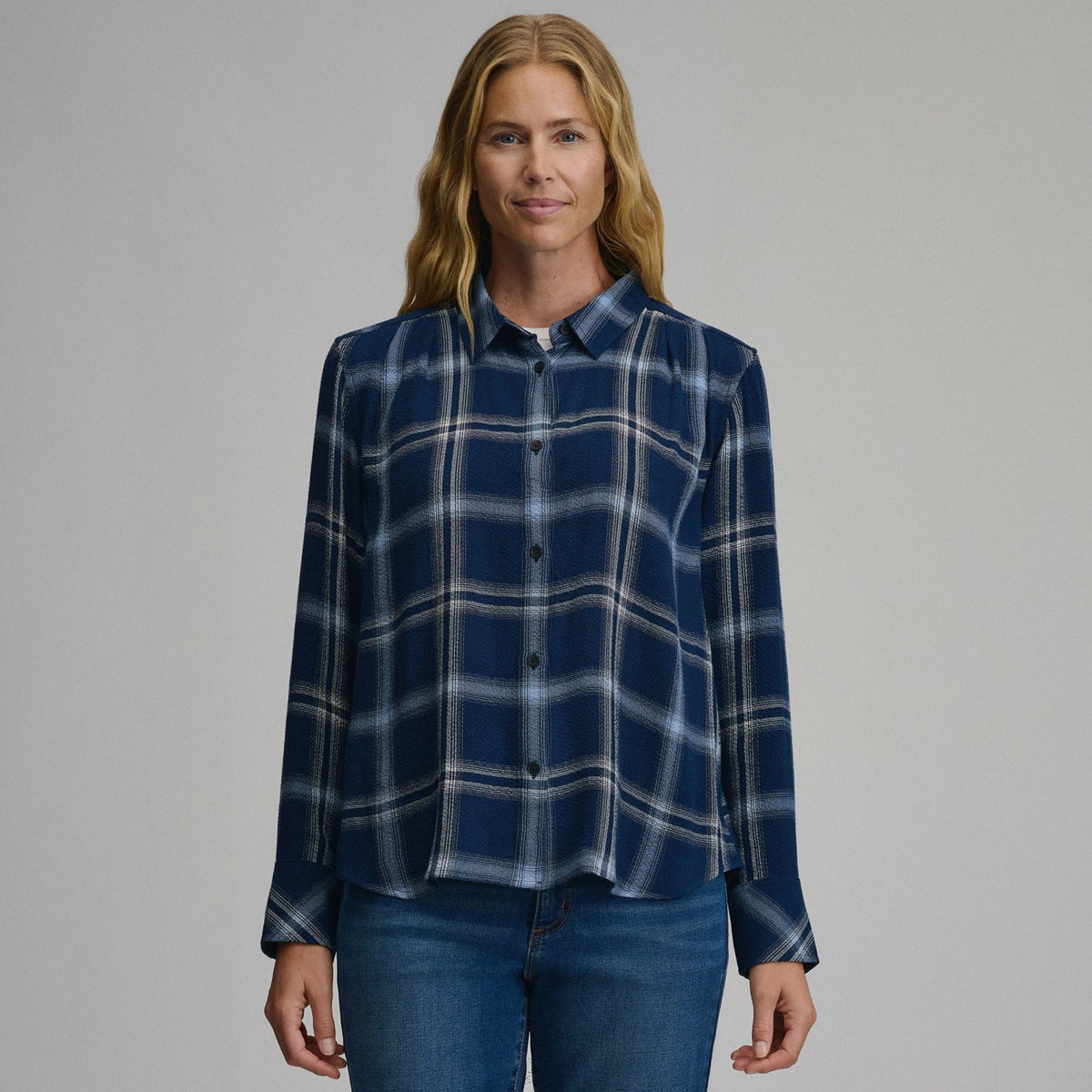 Women's Long-Sleeve Softened Button-Down Shirt | Eddie Bauer