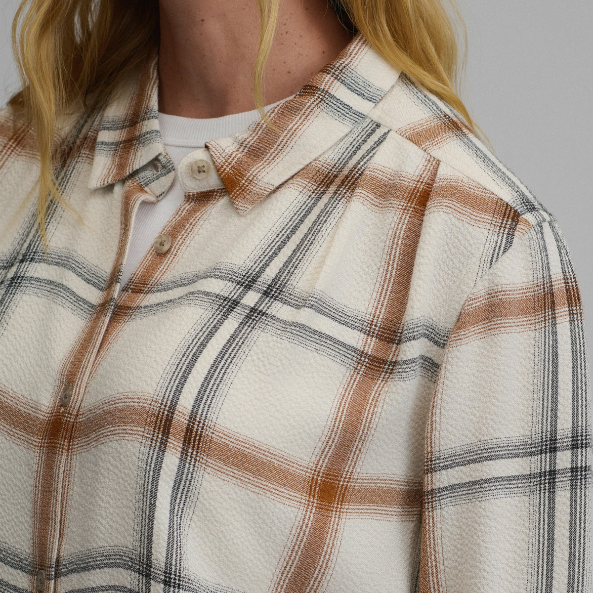 Women's Long-Sleeve Softened Button-Down Shirt | Eddie Bauer