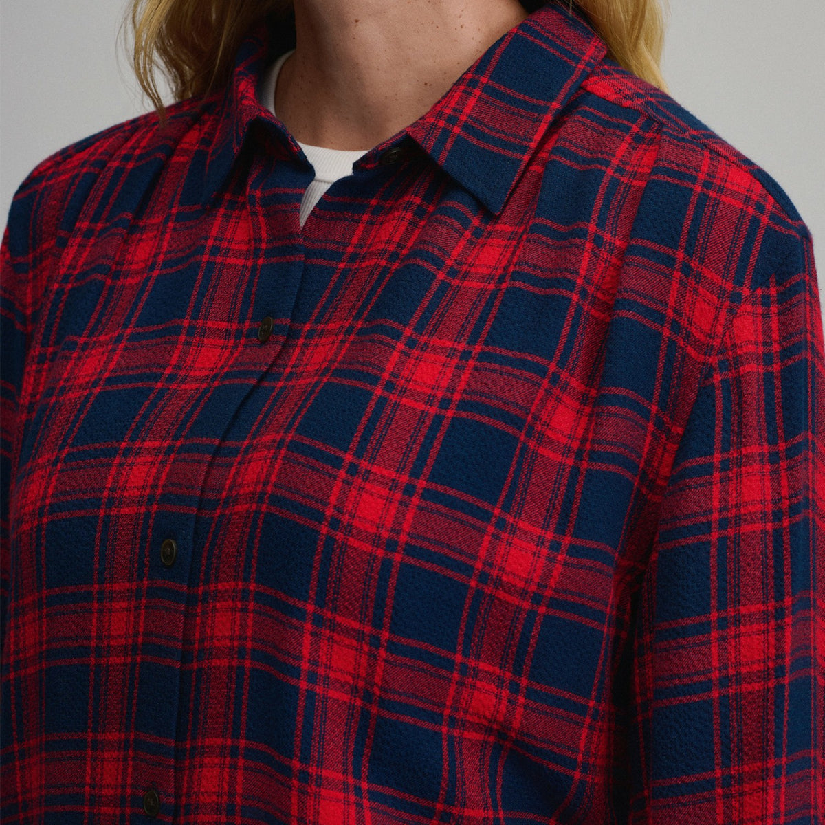 Women's Long-Sleeve Softened Button-Down Shirt | Eddie Bauer